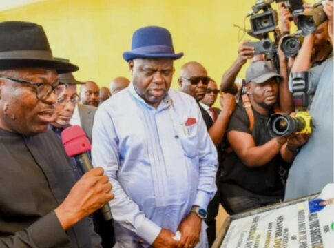 7ee1e8dc-3ea6-4299-8846-6e5d2170c4c4