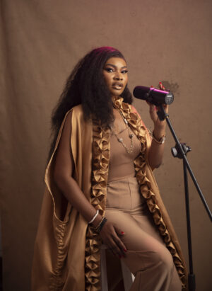 Africa’s rising music star Eleas Modelà debuts with classical Afro Pop single titled Jo fun mi