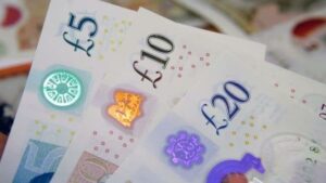 British Pound Falls As UK Budget Deficit Rises